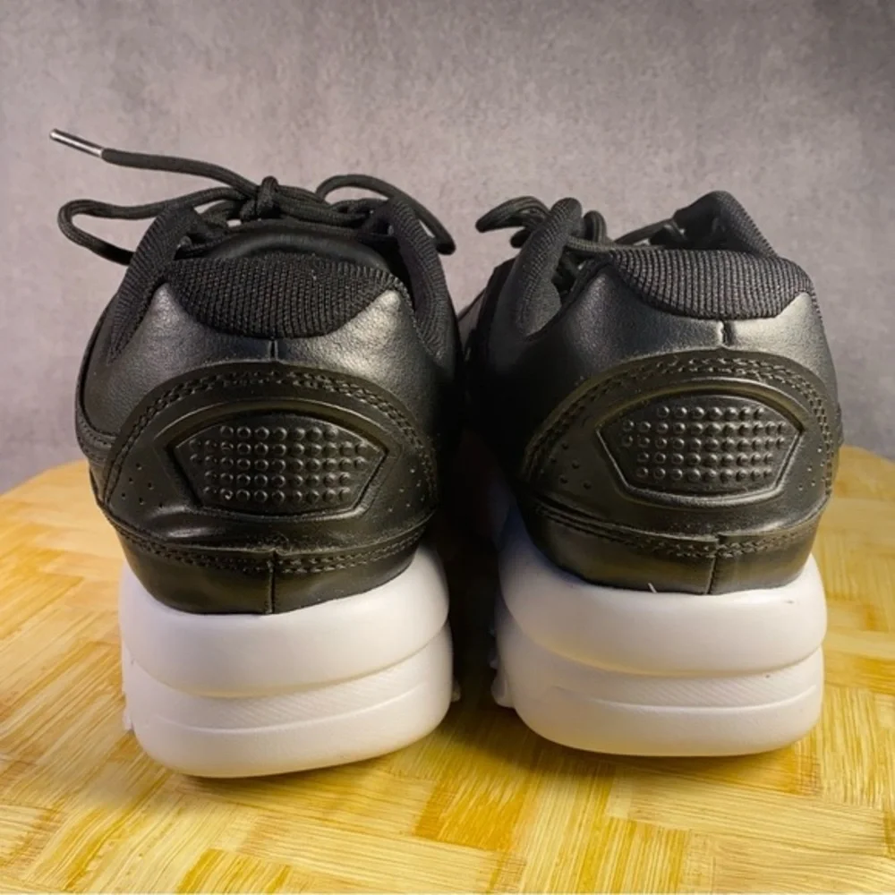 Avia Platform Shoes Women’s Size 10 Lace‎ Up No Insoles Color  Black-White